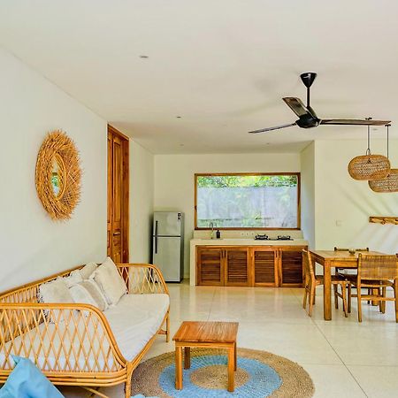 Marlaca Villas Lombok Kuta  ภายนอก รูปภาพ