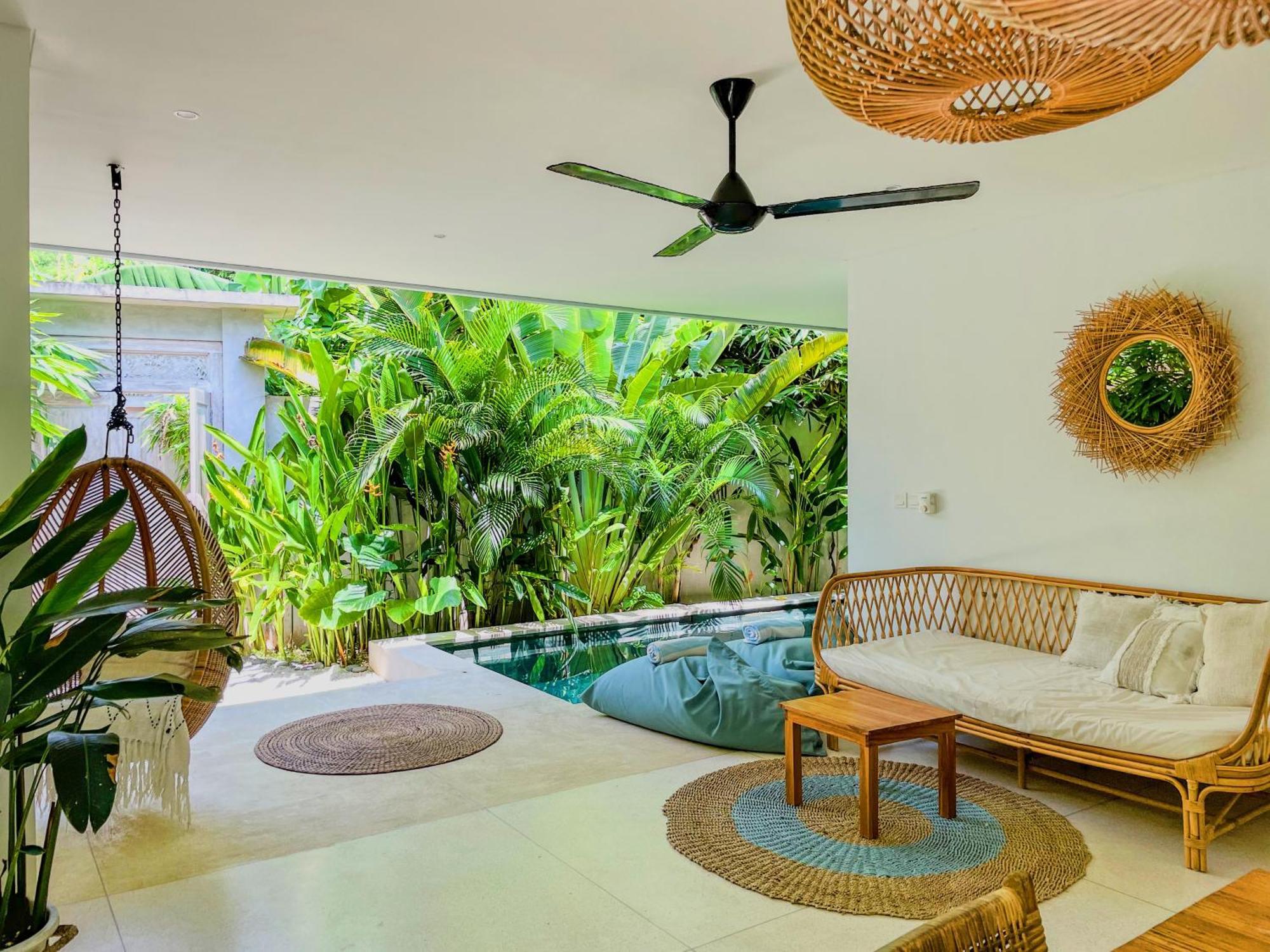 Marlaca Villas Lombok Kuta  ภายนอก รูปภาพ