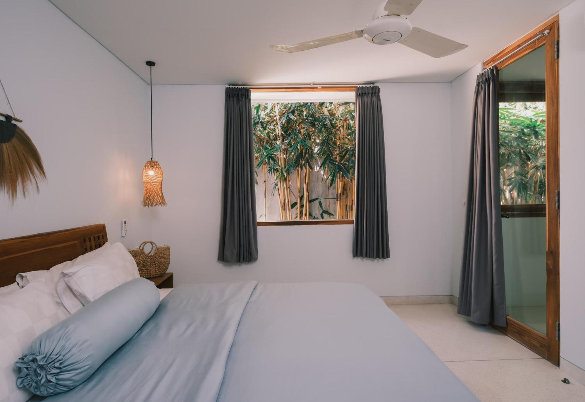 Marlaca Villas Lombok Kuta  ภายนอก รูปภาพ